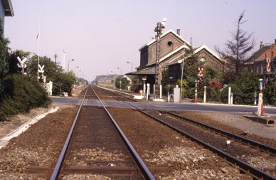 Ename - TH 83-8965.jpg